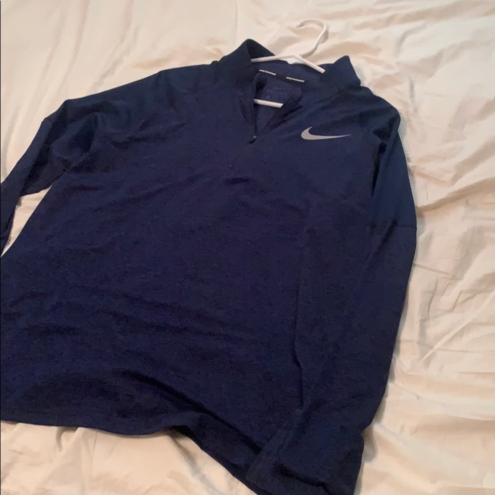 Nike pullover - Picture 3 of 5